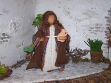 Lade das Bild in den Galerie-Viewer, Maria Magdalena mit Krug - Biblische Erzählfiguren