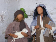 Lade das Bild in den Galerie-Viewer, Krippenset Hirten 2 - Biblische Erzählfiguren