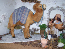 Lade das Bild in den Galerie-Viewer, Kamel groß, stehend, Felltier - Biblische Erzählfiguren