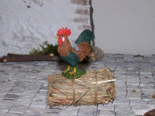 Lade das Bild in den Galerie-Viewer, Petrus und der Hahn - Biblische Erzählfiguren