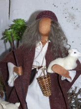 Lade das Bild in den Galerie-Viewer, Hirte mit Schaf und Lamm - Biblische Erzählfiguren