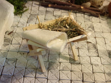 Lade das Bild in den Galerie-Viewer, Zubehörset "Im Krippenstall" - Biblische Erzählfiguren