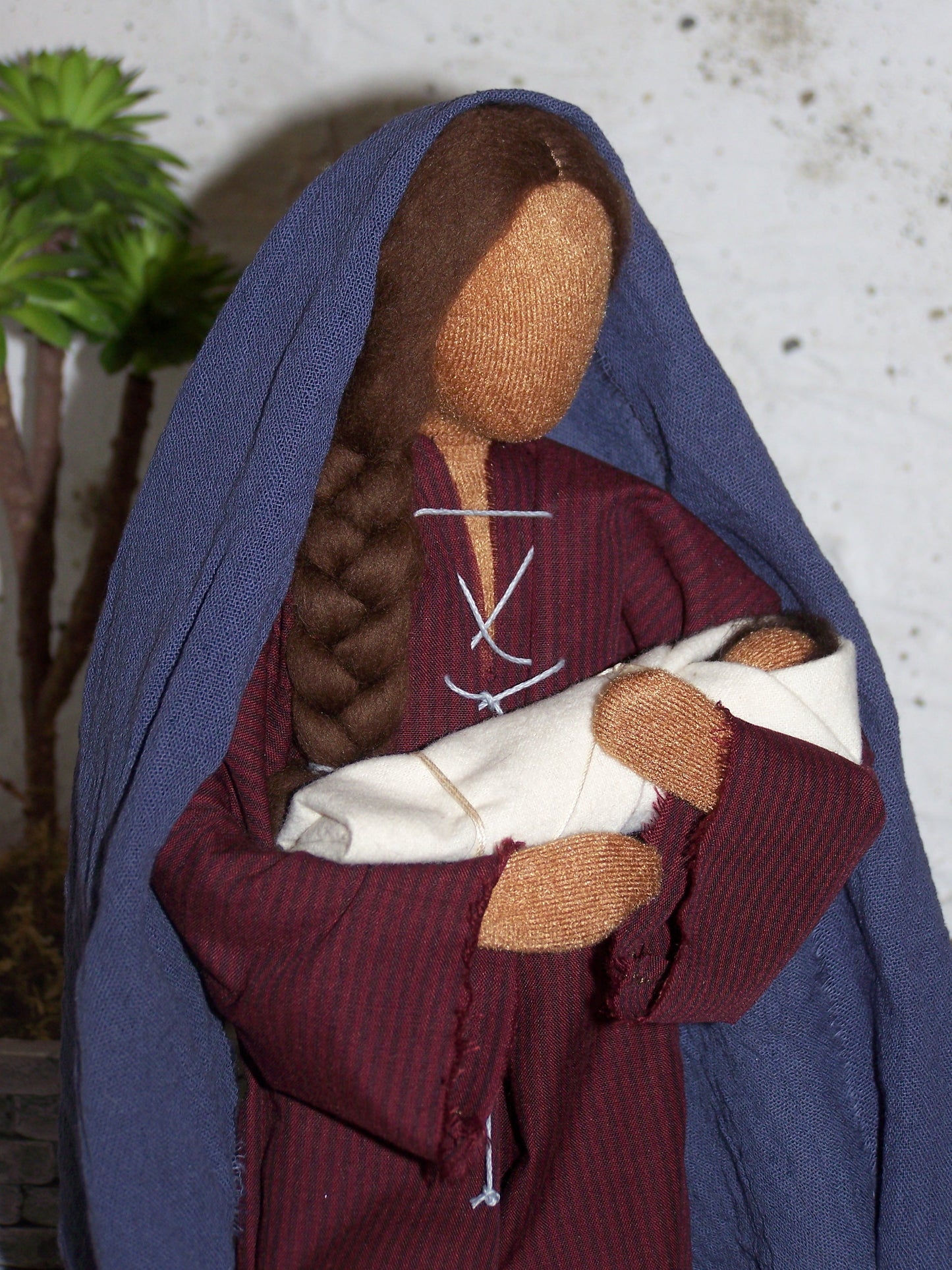Maria mit Kind - Biblische Erzählfiguren