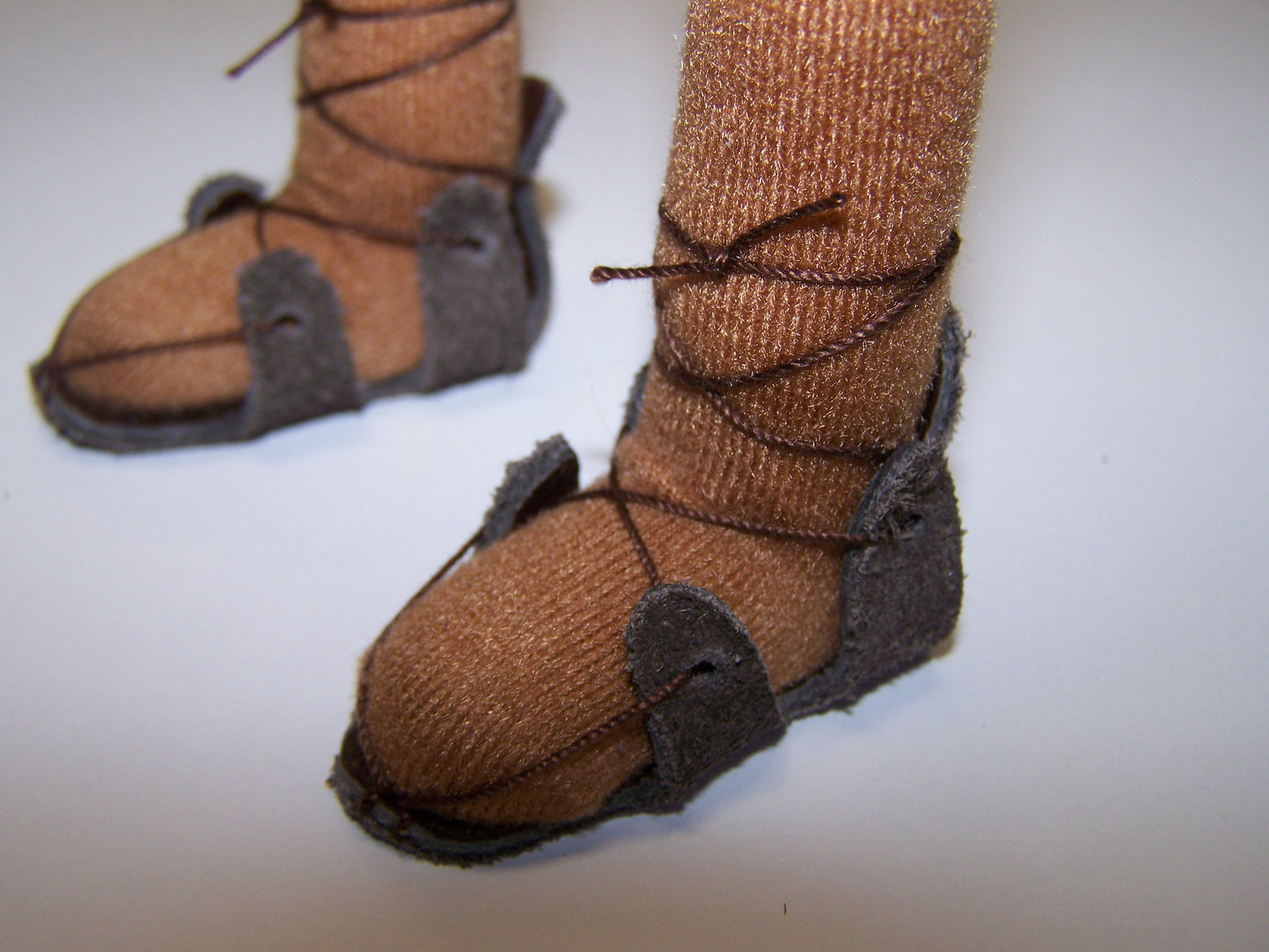 Ledersandalen - Biblische Erzählfiguren