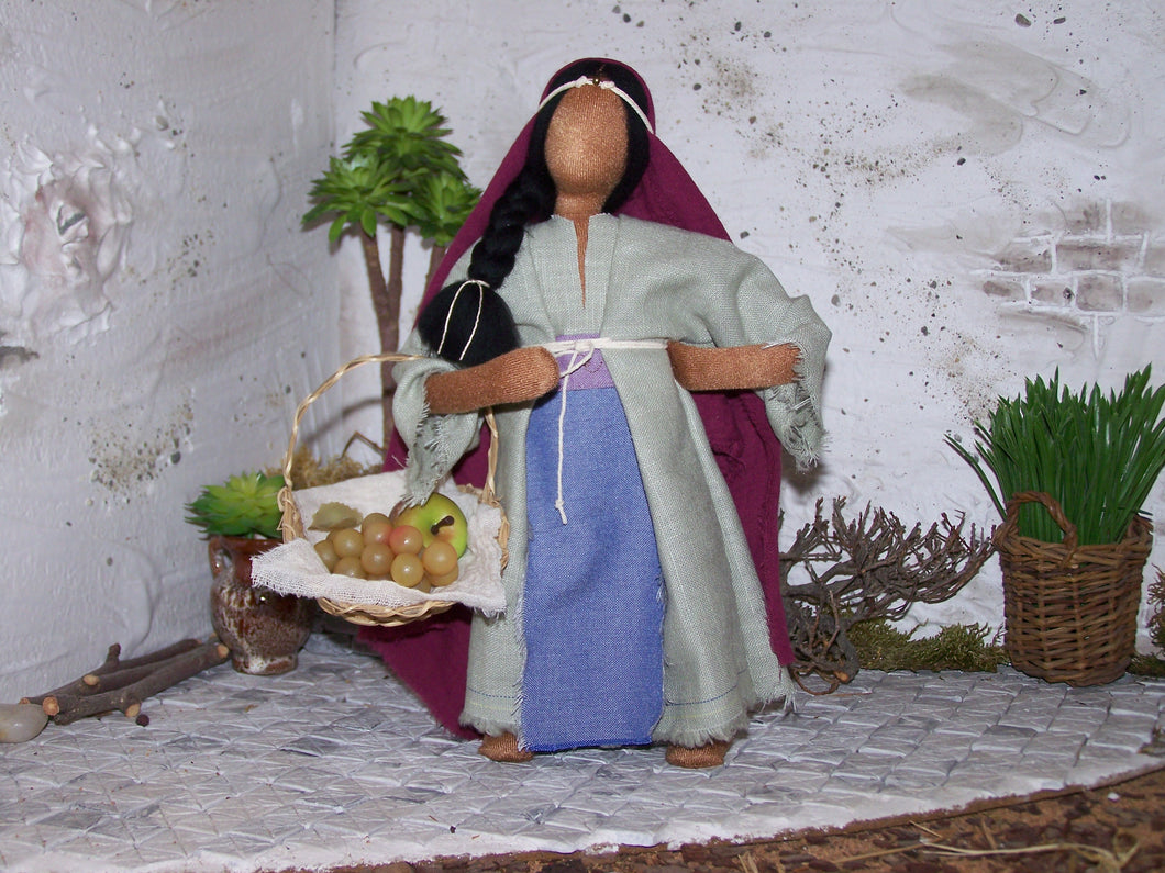 Junge Frau mit Früchtekorb - Biblische Erzählfiguren