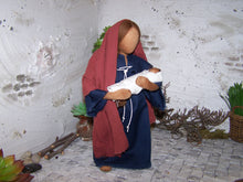 Lade das Bild in den Galerie-Viewer, Krippenset Heilige Familie 6- Biblische Erzählfiguren
