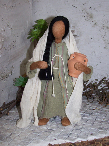 Junge Frau am Brunnen- Biblische Erzählfiguren