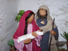 Lade das Bild in den Galerie-Viewer, Krippenset Heilige Familie 5- Biblische Erzählfiguren
