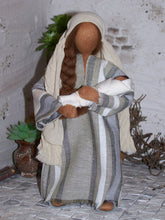 Lade das Bild in den Galerie-Viewer, Krippenset Heilige Familie 6- Biblische Erzählfiguren
