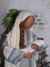Lade das Bild in den Galerie-Viewer, Maria mit Säugling 3- Biblische Erzählfiguren
