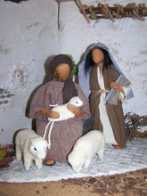 Lade das Bild in den Galerie-Viewer, Krippenset Hirten 2 - Biblische Erzählfiguren
