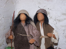 Lade das Bild in den Galerie-Viewer, Krippenset Hirten 7- Biblische Erzählfiguren
