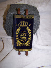 Lade das Bild in den Galerie-Viewer, Original Tora-Rolle - Biblische Erzählfiguren
