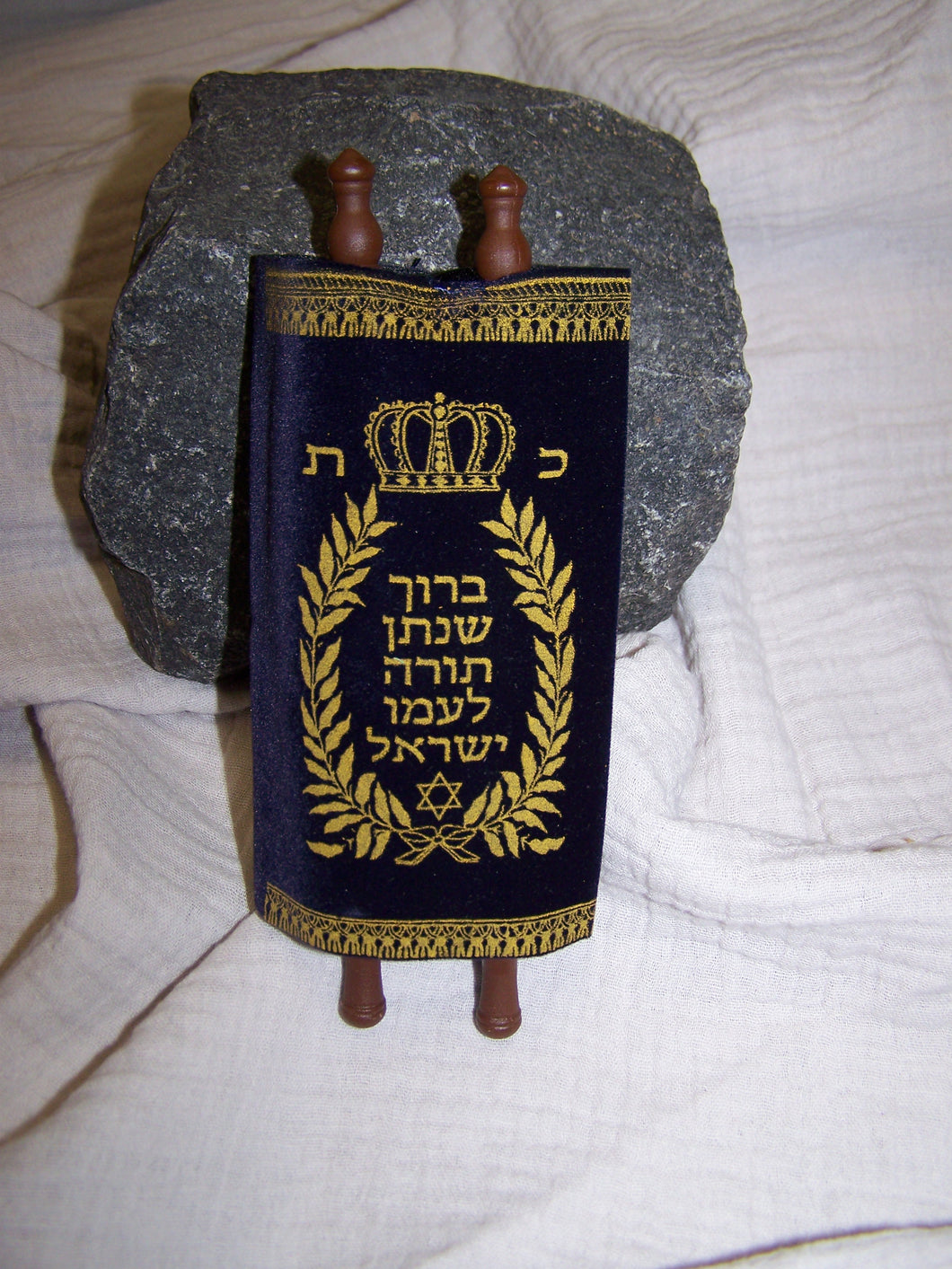 Original Tora-Rolle - Biblische Erzählfiguren