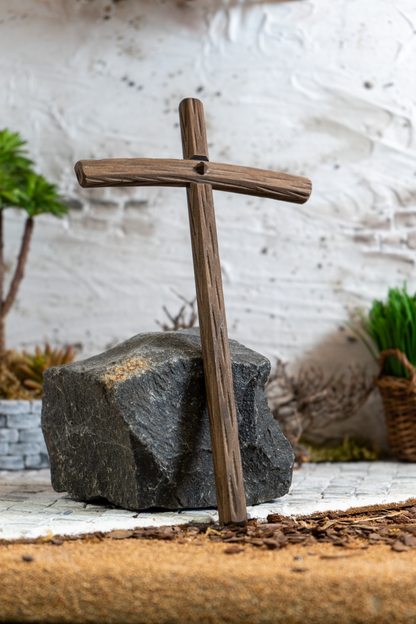 "Kreuz aus Lindenholz" - Biblische Erzählfiguren